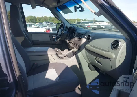 2004 Ford Expedition Nbx/Xlt z USA, uszkodzony, nr VIN 1FMPU16L34LB58858